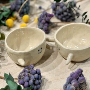 Hugging Cups: Colors Neubau