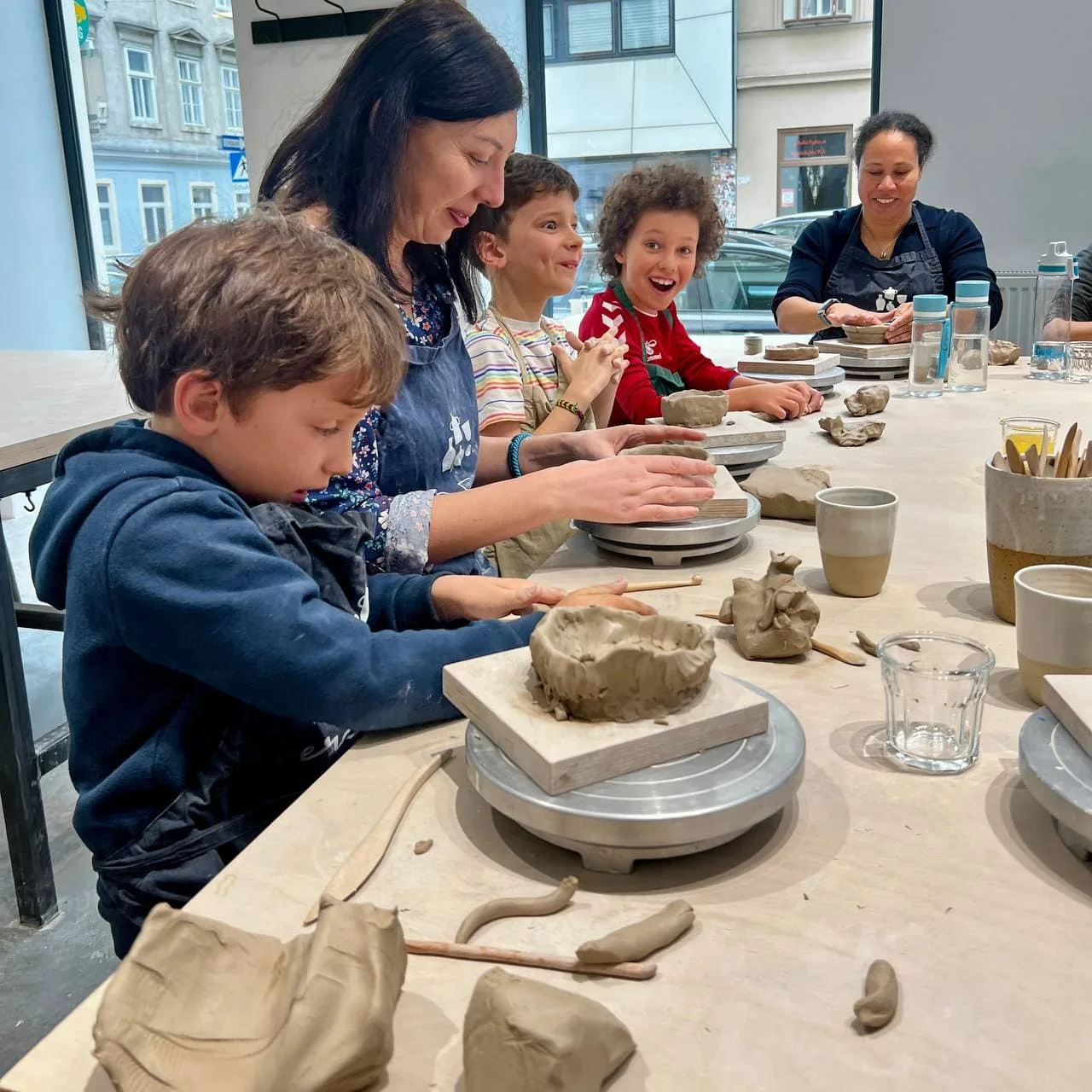 Mud Club: Creative Bowl Neubau (3+) *2h hand-building course for children and families